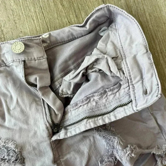Womens/Juniors Refuge by Charlotte Russe Purple Shorts - 0 - Picture 4 of 5